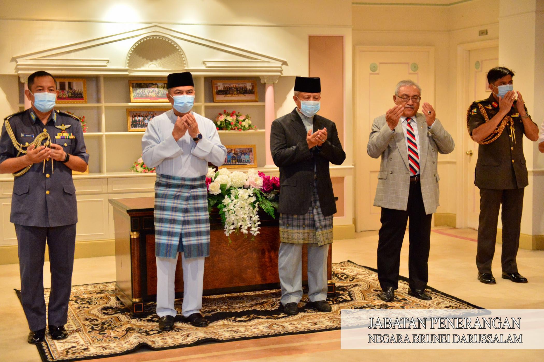 Essay on abdb 04 image