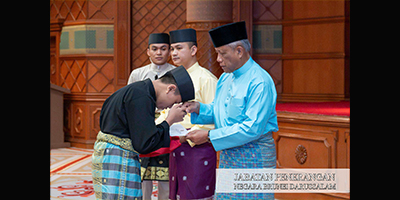 https://www.pelitabrunei.gov.bn/PublishingImages/BERITA_THUMBNAIL/2025/03%20MAC/220325/02.jpg