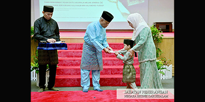 https://www.pelitabrunei.gov.bn/PublishingImages/BERITA_THUMBNAIL/2025/03%20MAC/220325/04.jpg